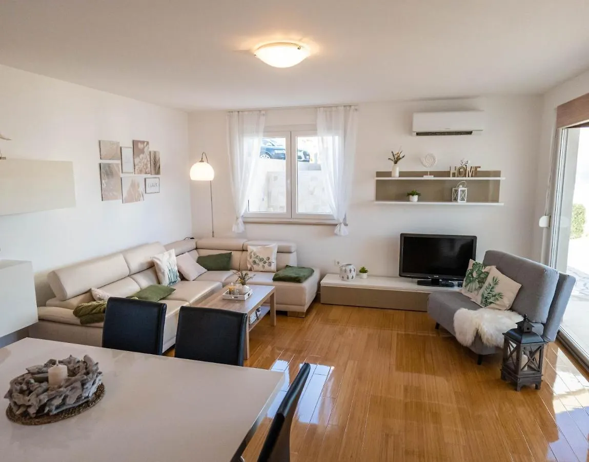 New Apartments With Sea View Pag Town