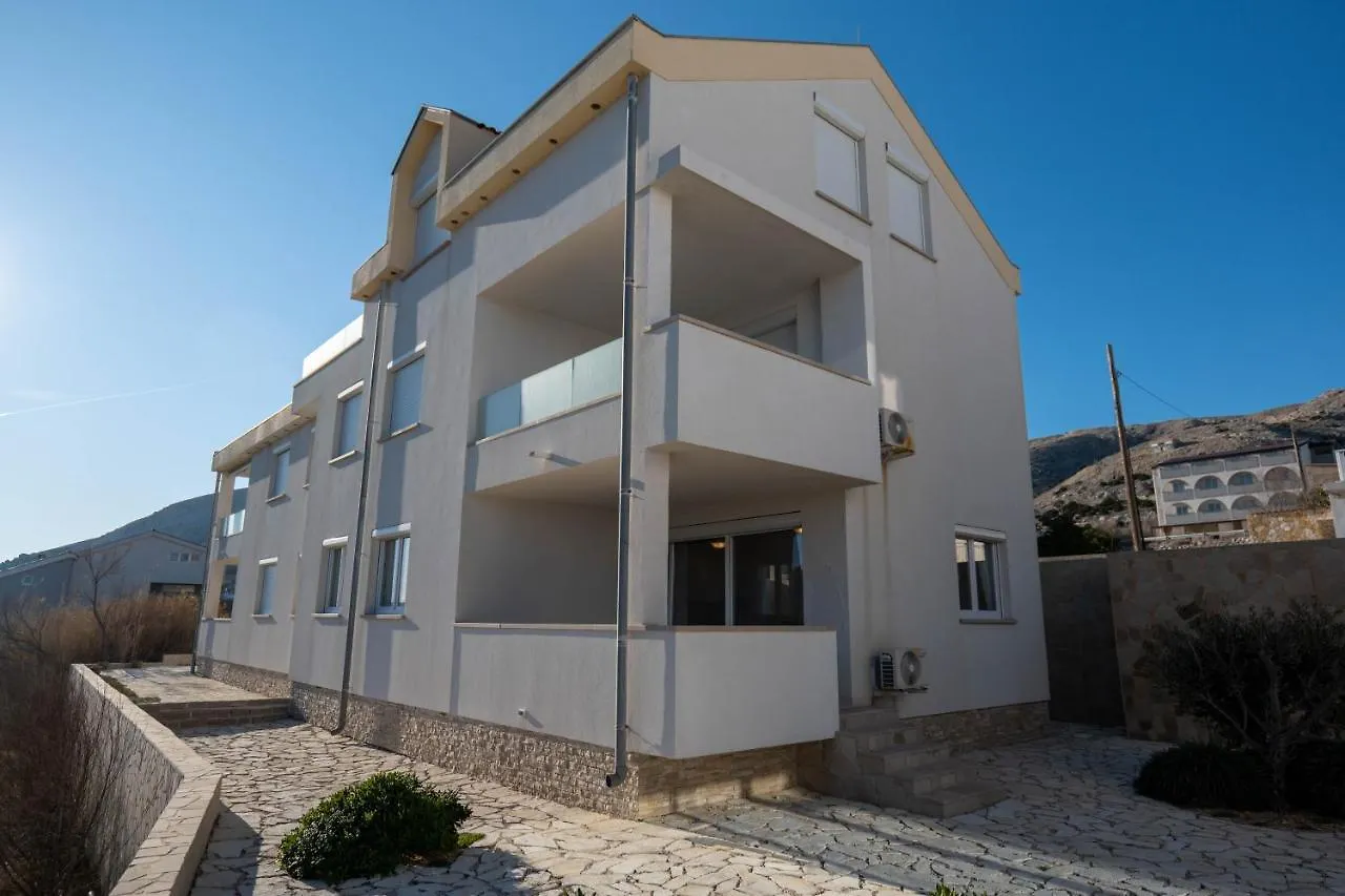 New Apartments With Sea View Pag Town