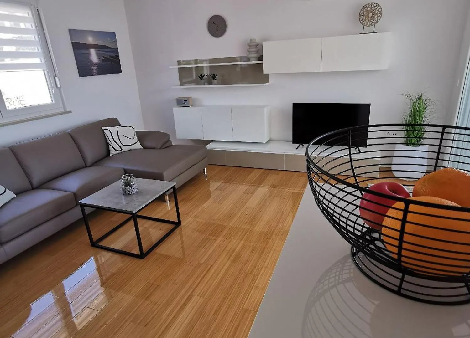 New Apartments With Sea View Pag Town