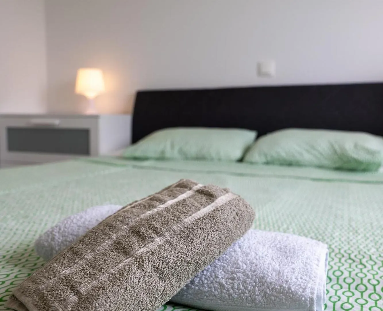 New Apartments With Sea View Pag Town